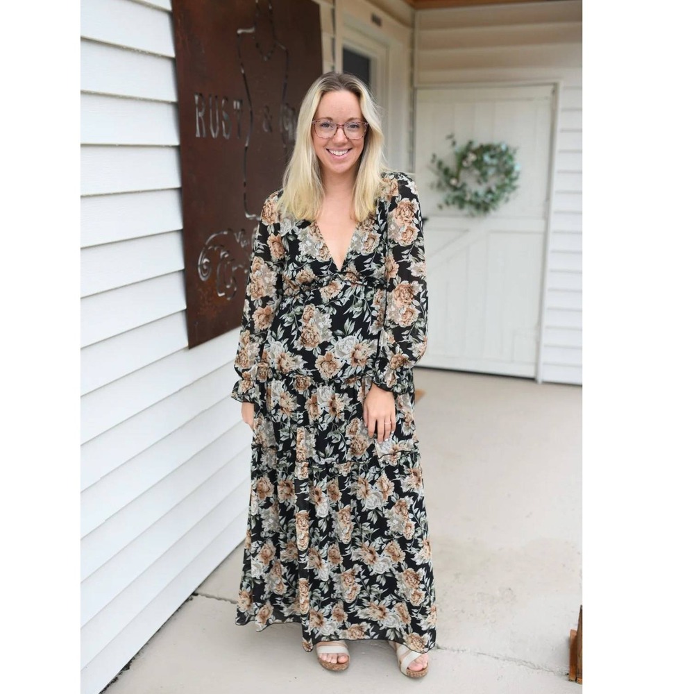 ee:some Boutique Black Dark Floral Maxi Dress Tiered Long Sleeve V Neck 2XL